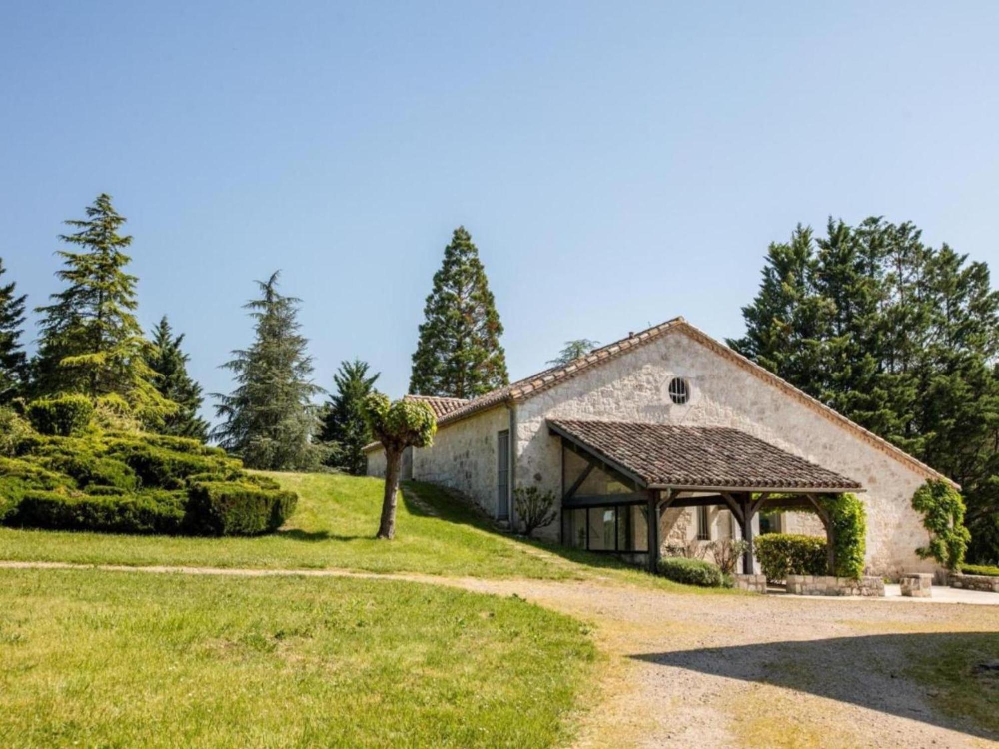 Gites De Saint Maurin Экстерьер фото